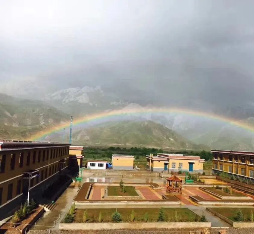 藏医药职业学校全貌
