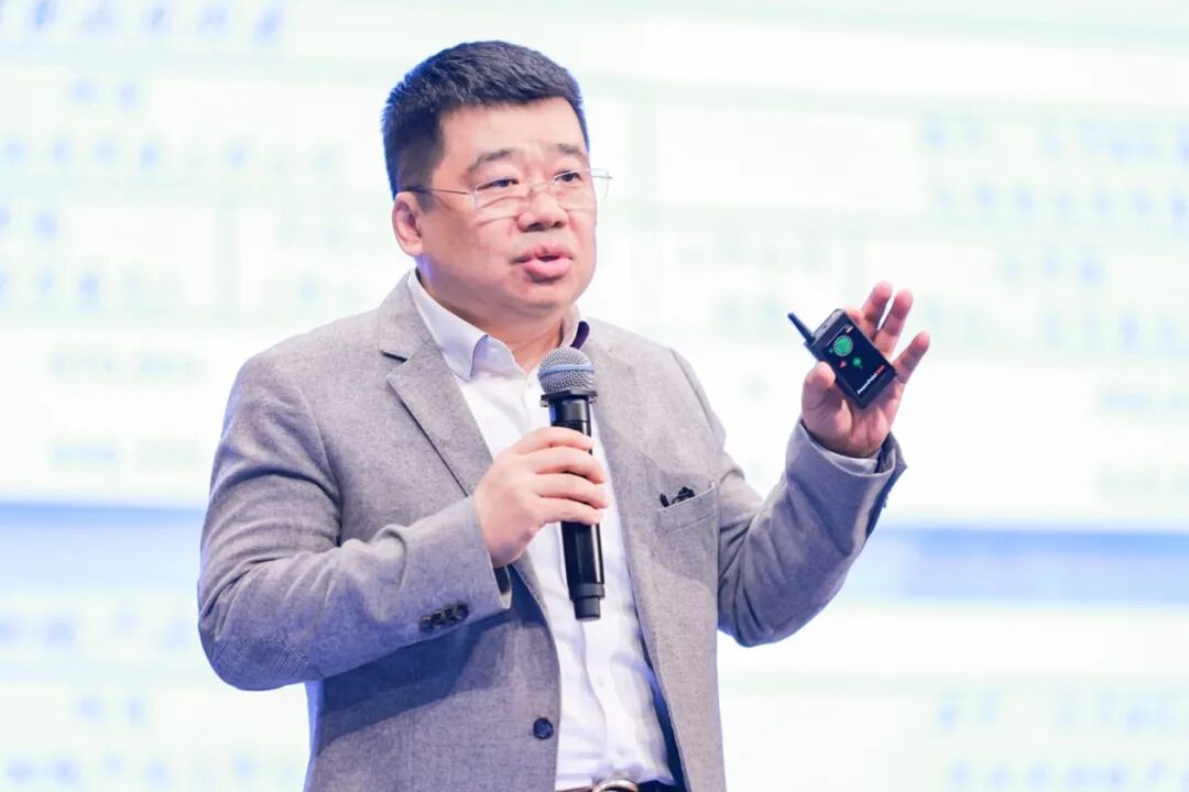 圆桌论坛：深度探讨